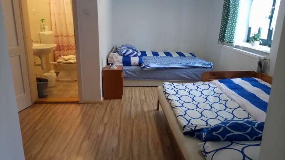 Отель Gerecse Vendeghaz Sutto Экстерьер фото